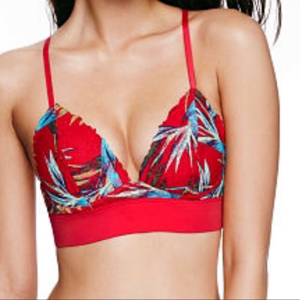 VICTORIA’S SECRET PINK bralette